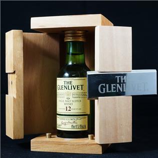 The Glenlivet 12 years old with wooden box ( đầy đủ hộp gỗ)